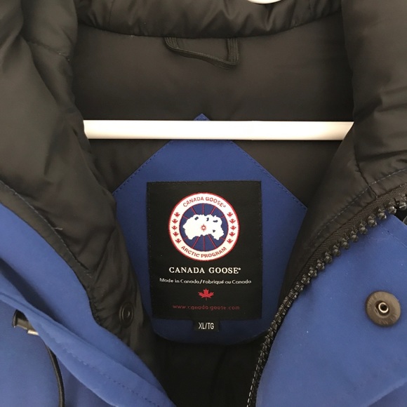 COPY - Men's Canada goose authentic jacket - Picture 2 of 4